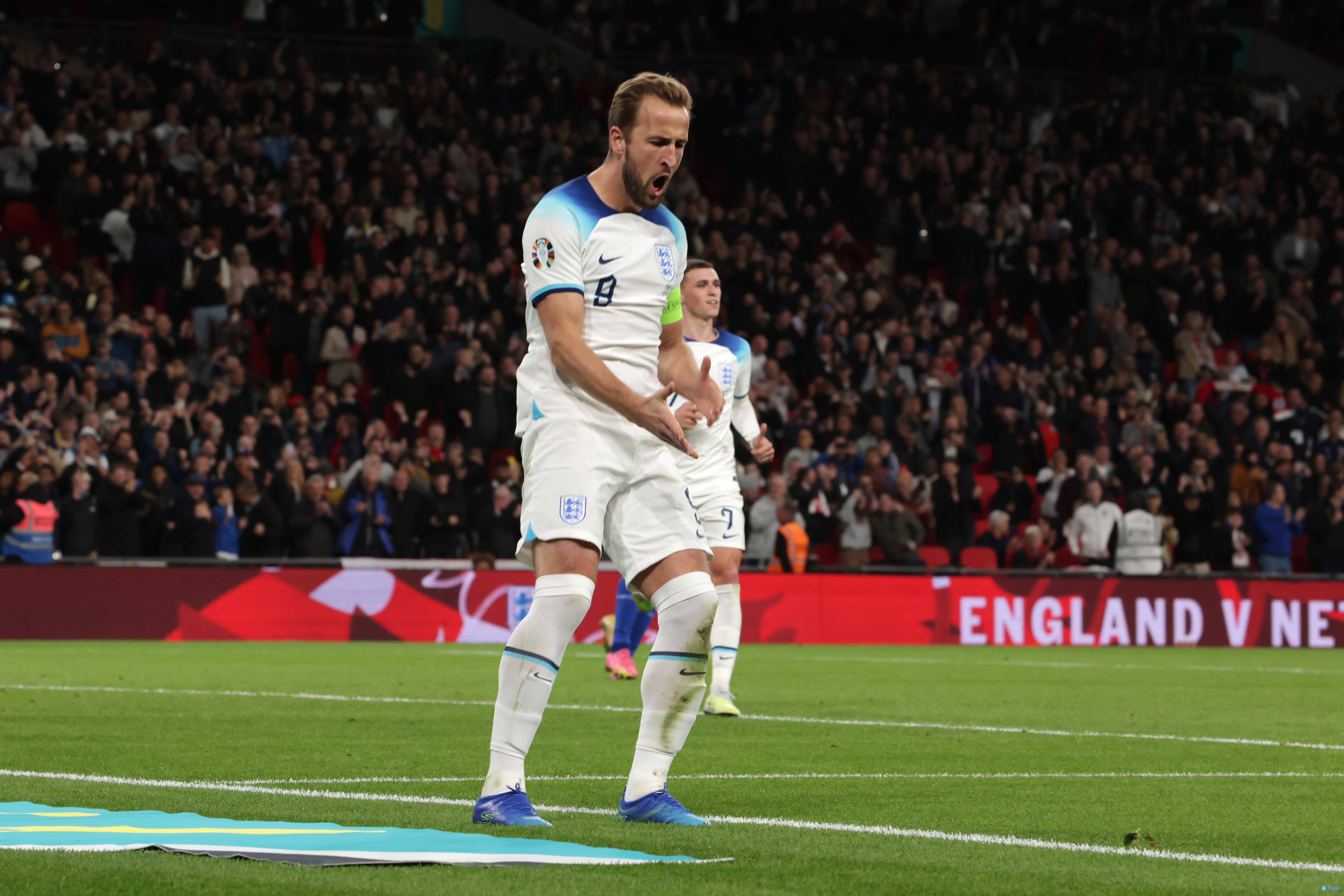 切尔西爆冷英格兰,阿奎罗统治全场的简单介绍 切尔西爆冷英格兰,阿奎罗统治全场的简单介绍