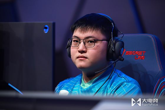 开云体育官网-TSM绝杀EG，Bin极限生还后反打宿命之战成都决赛之夜，点燃全场激情